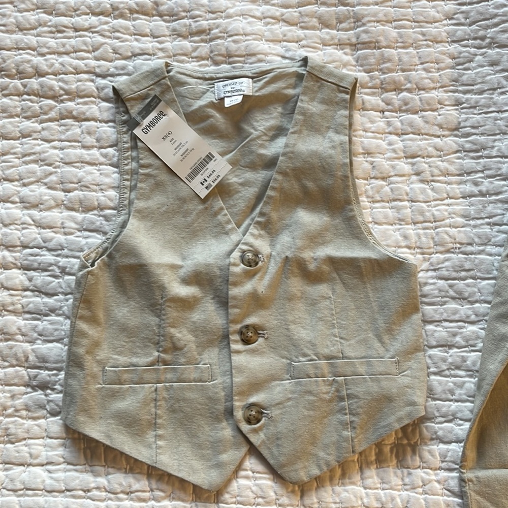 Dressed up by Gymboree xs(4) vest